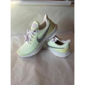 Nike zoom pegasus 35 sneakers size 4.5y